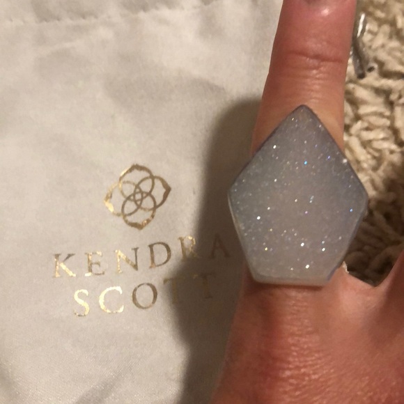 Kendra Scott Penelope ring - Picture 1 of 8